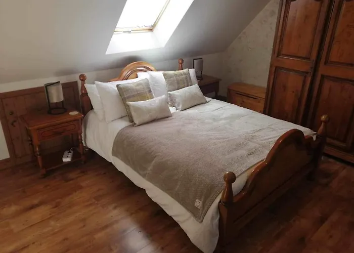 Normand Holiday Home - Vire Calvados Relaxing Rural Retreat